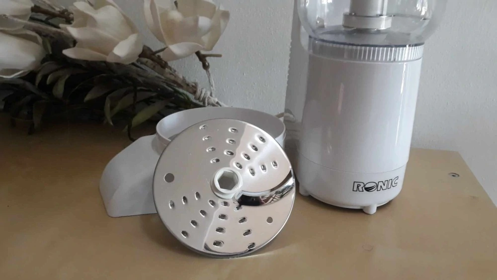 Kuchyňský robot Ronic Partner STANDARD